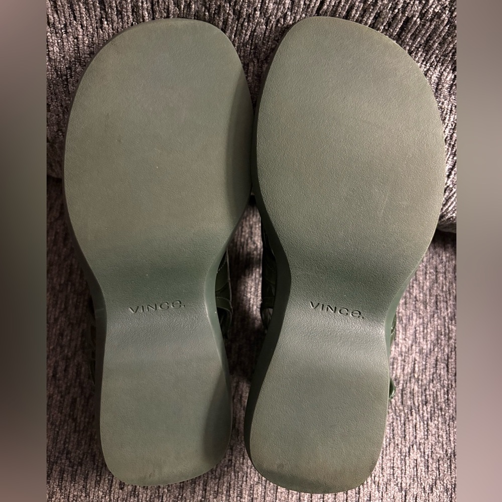 Vince Fresca Sandal in Olive Green Croc-Print Leather Women’s 7.5 - Picture 15 of 16